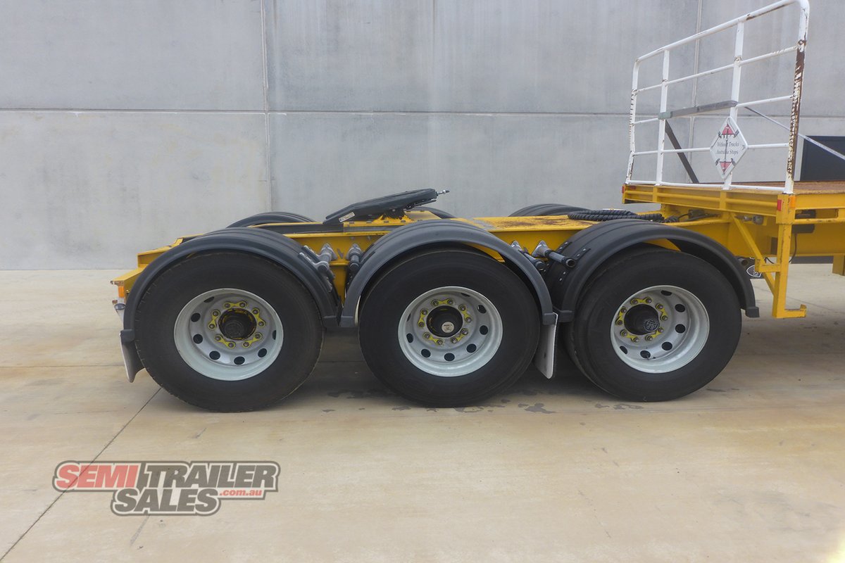 KRUEGER FLAT TOP TRAILER