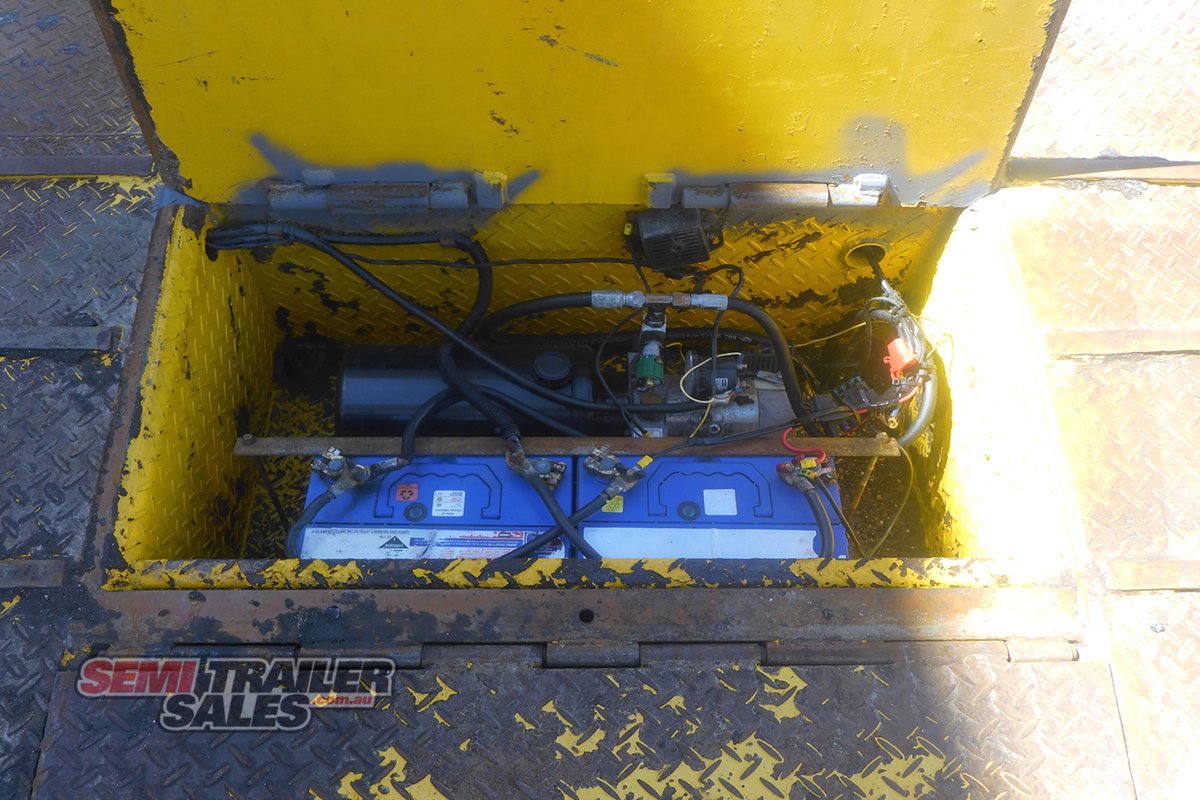 TAG-A-LONG TRAILER