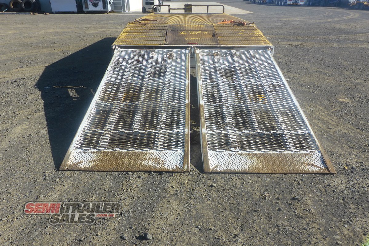 TAG-A-LONG TRAILER