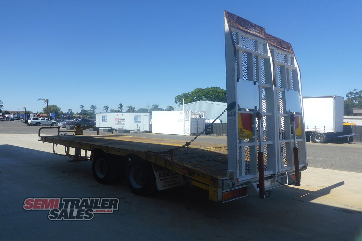 TAG-A-LONG TRAILER