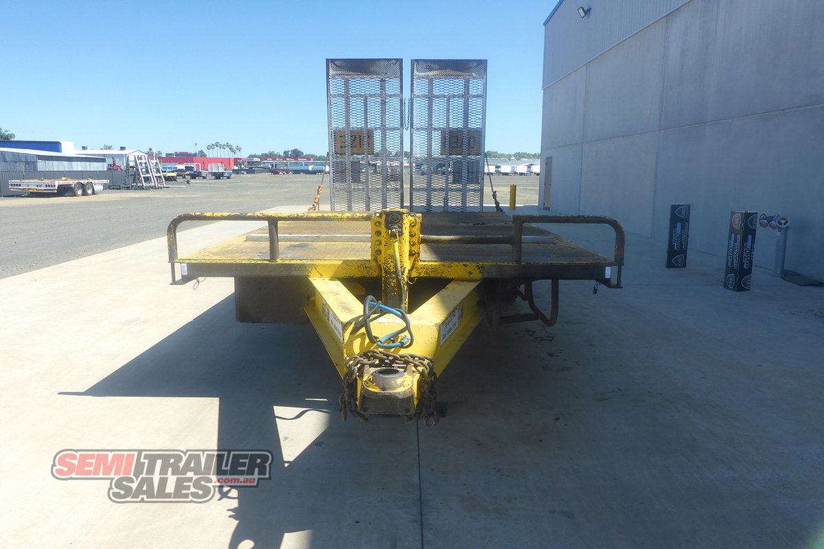 TAG-A-LONG TRAILER