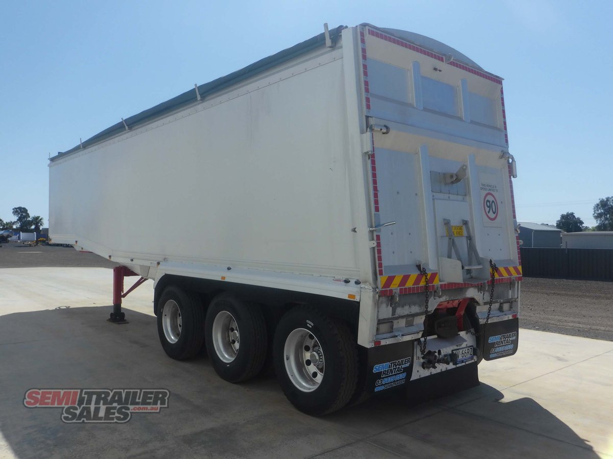 LUSTY TIPPER TRAILER