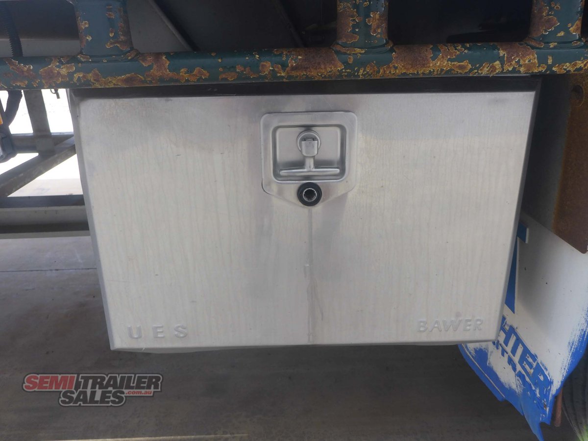 MAXITRANS DROP DECK TRAILER
