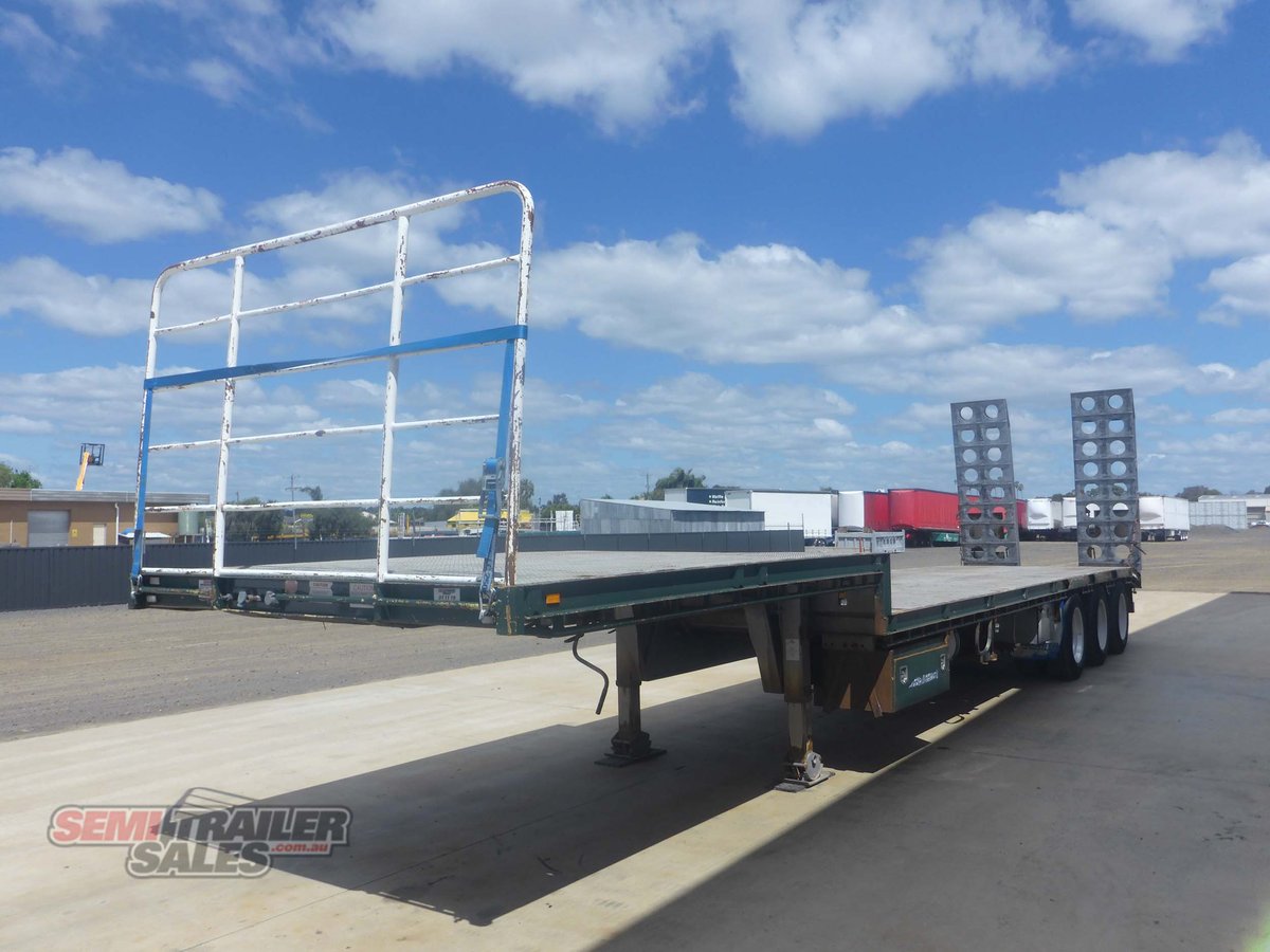 MAXITRANS DROP DECK TRAILER