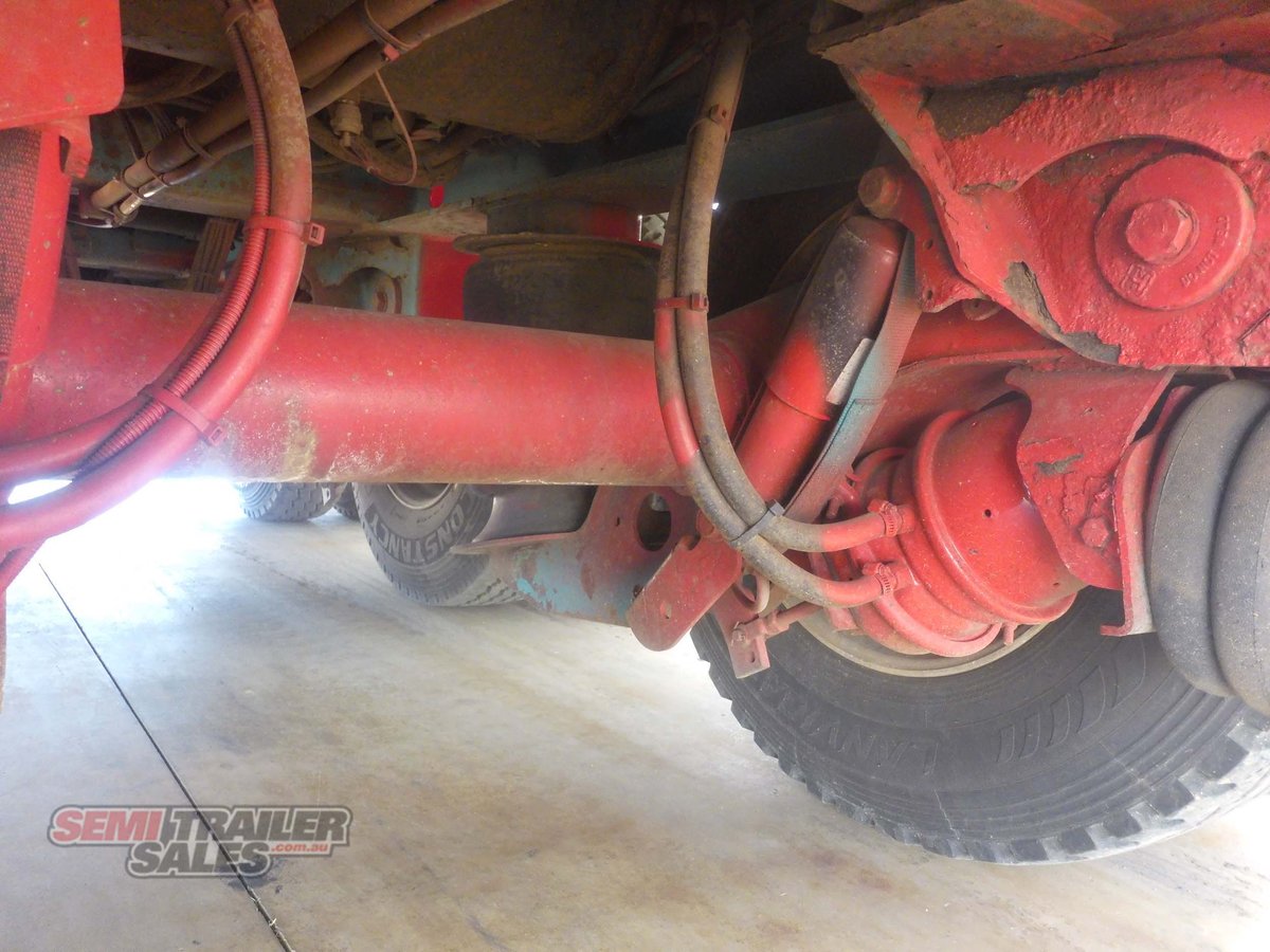 LUSTY TIPPER TRAILER
