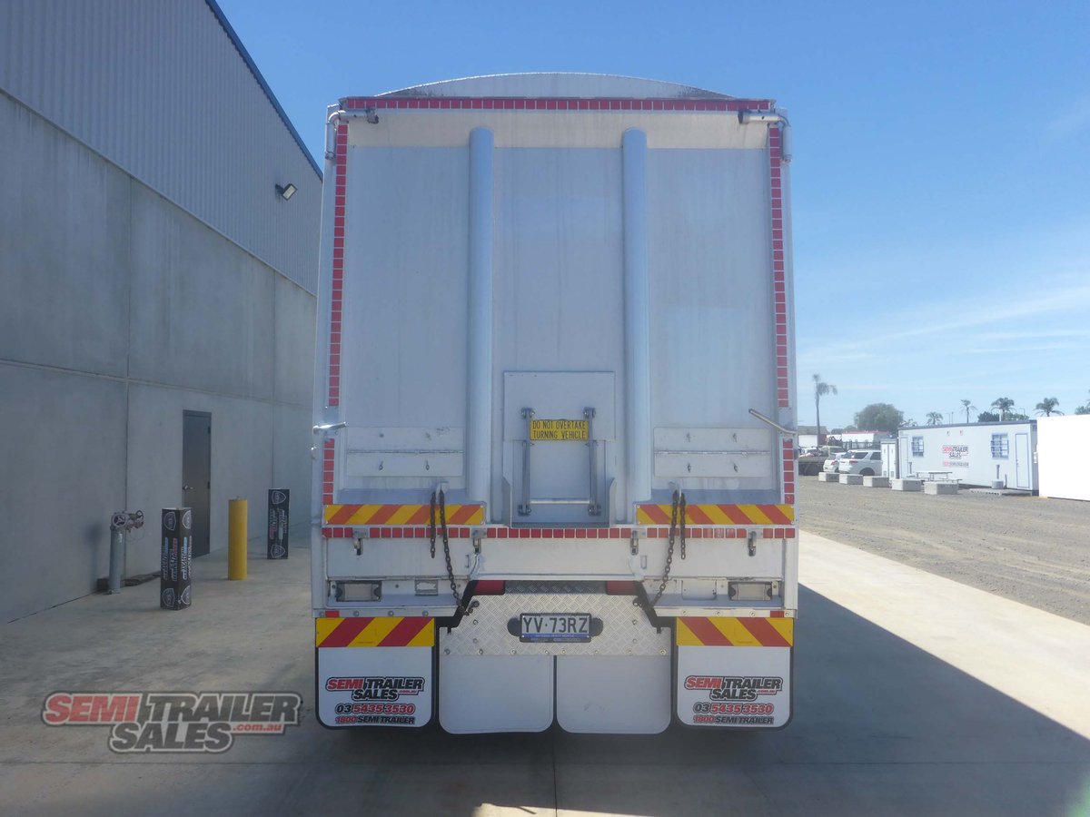 LUSTY TIPPER TRAILER