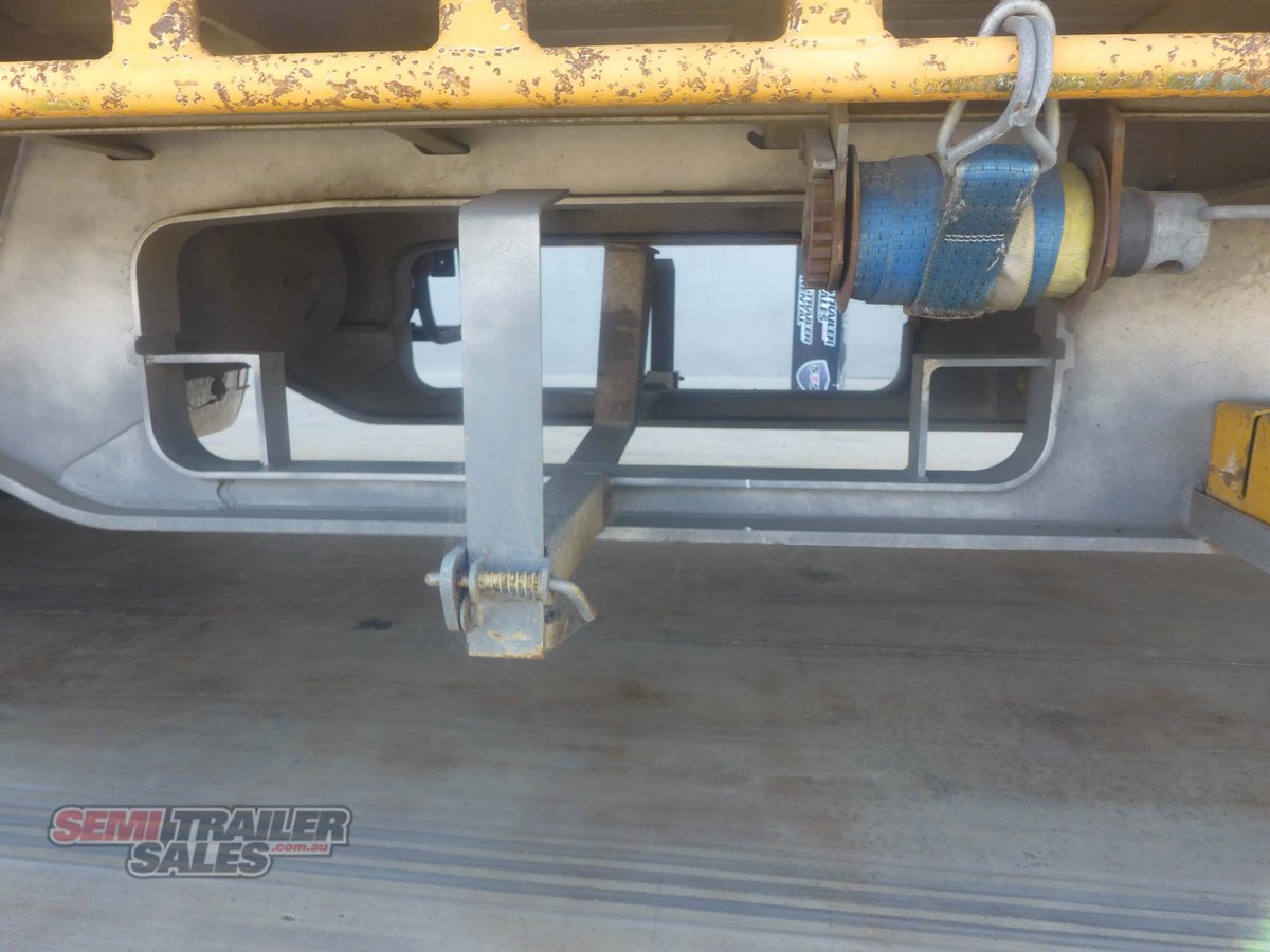 MAXITRANS DROP DECK TRAILER