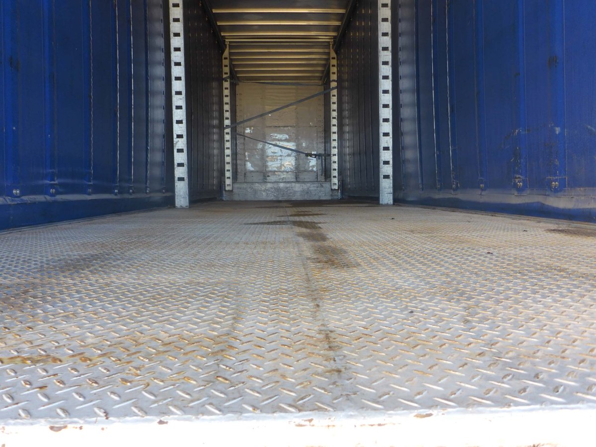 MAXITRANS DROP DECK TRAILER
