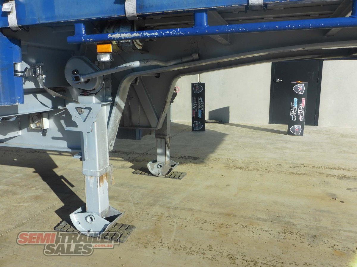 MAXITRANS DROP DECK TRAILER
