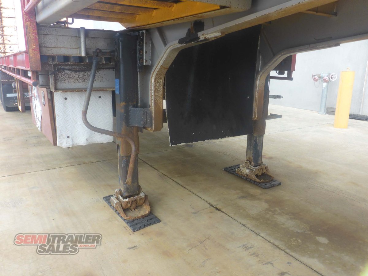 KRUEGER DROP DECK TRAILER