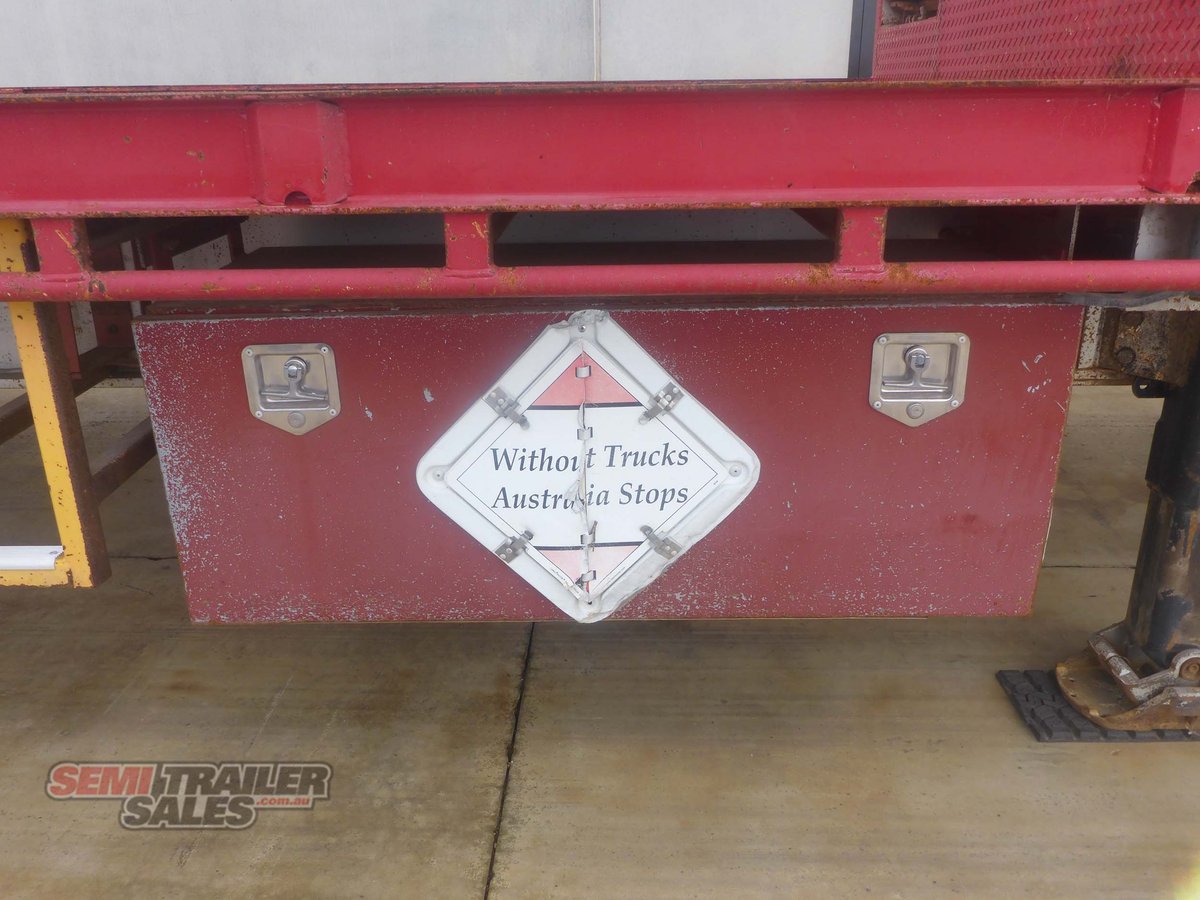 KRUEGER DROP DECK TRAILER
