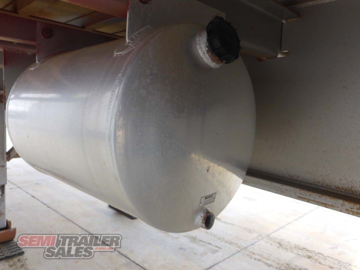 KRUEGER FLAT TOP TRAILER