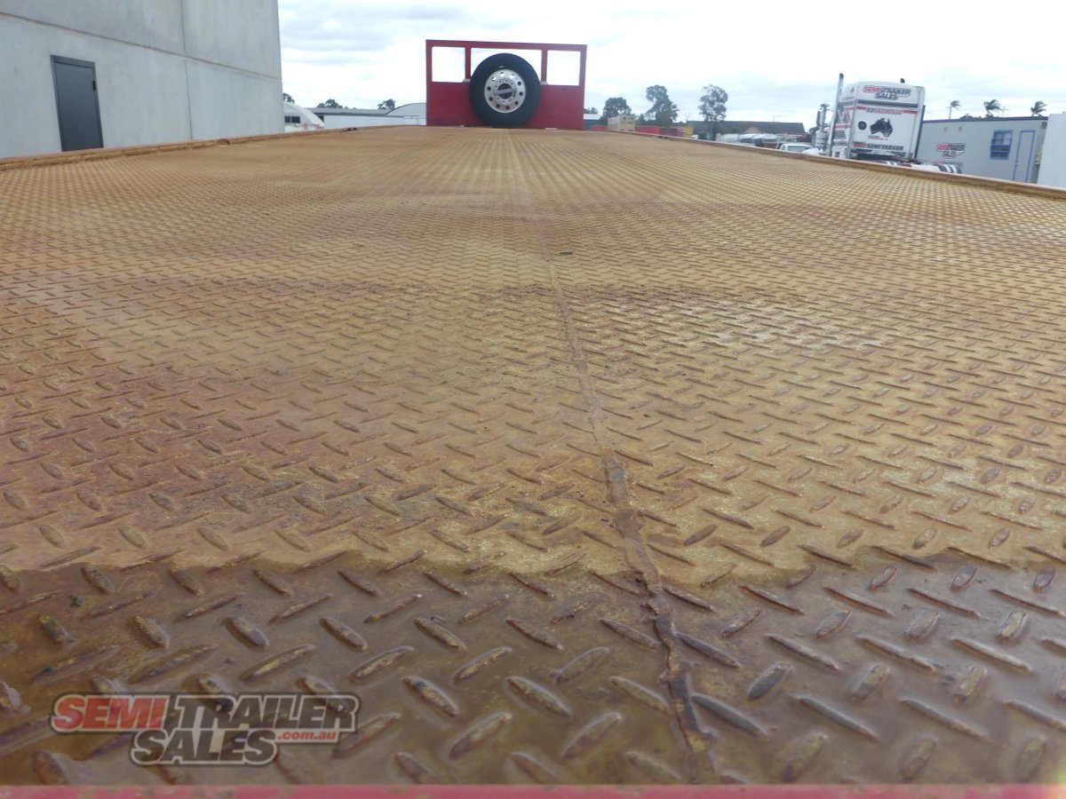 KRUEGER FLAT TOP TRAILER
