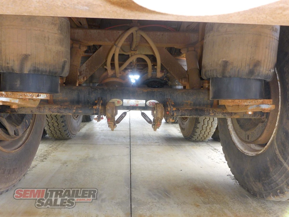 KRUEGER FLAT TOP TRAILER