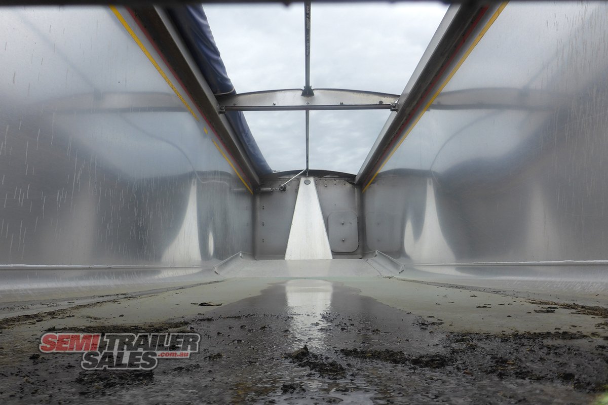 LUSTY TIPPER TRAILER