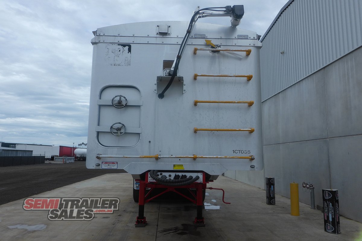 LUSTY TIPPER TRAILER