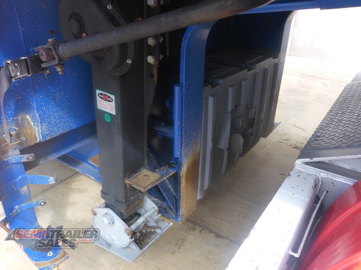 VAWDREY DROP DECK TRAILER