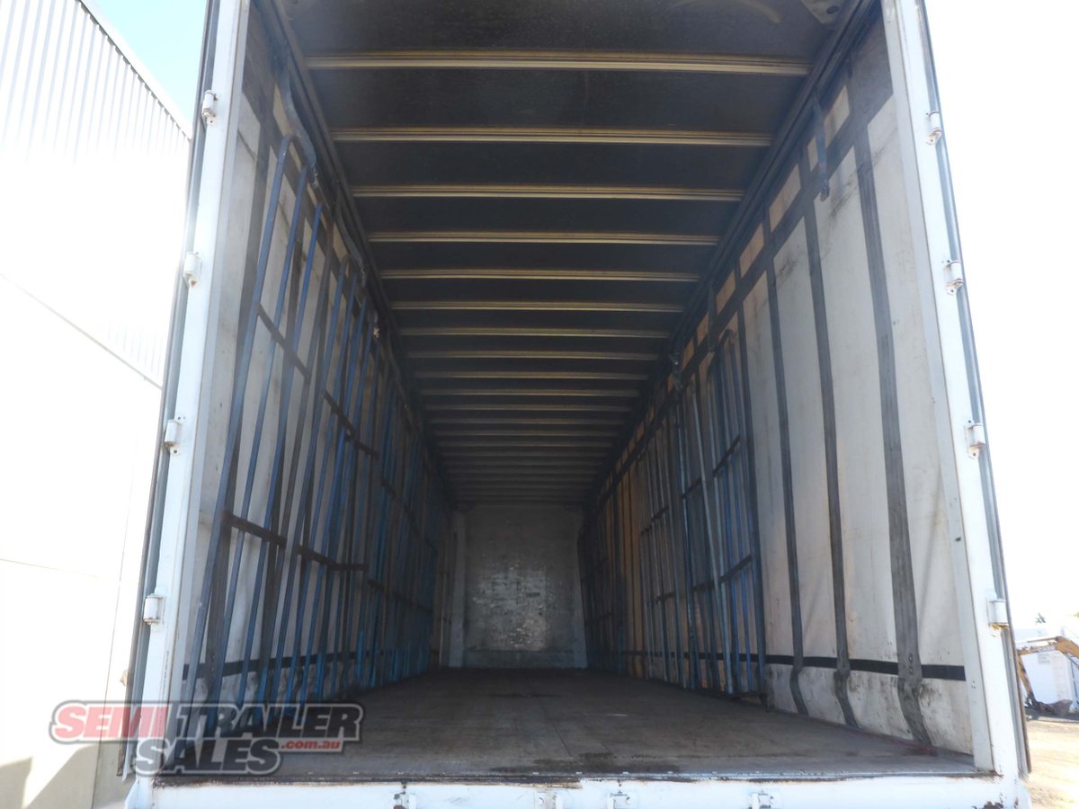 CIMC CURTAINSIDER TRAILER