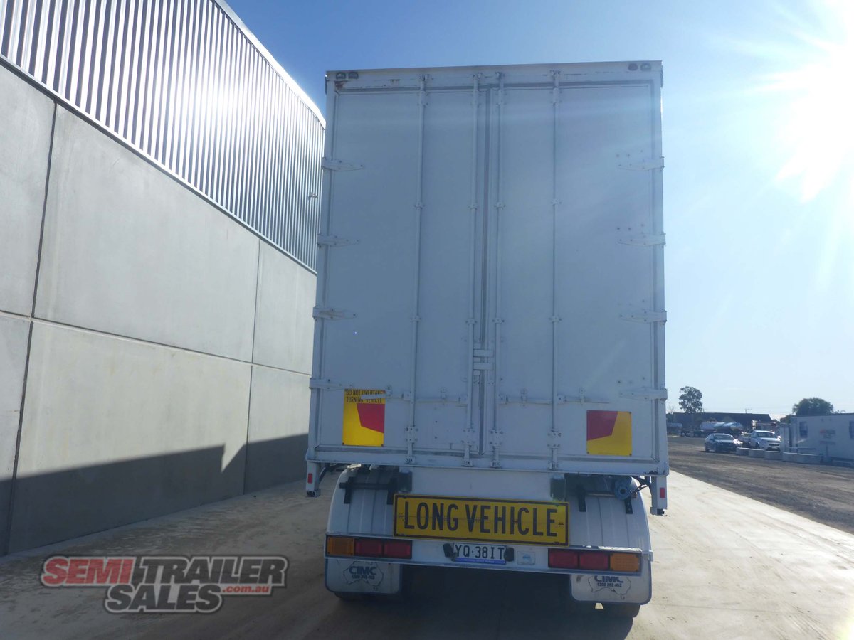 CIMC CURTAINSIDER TRAILER