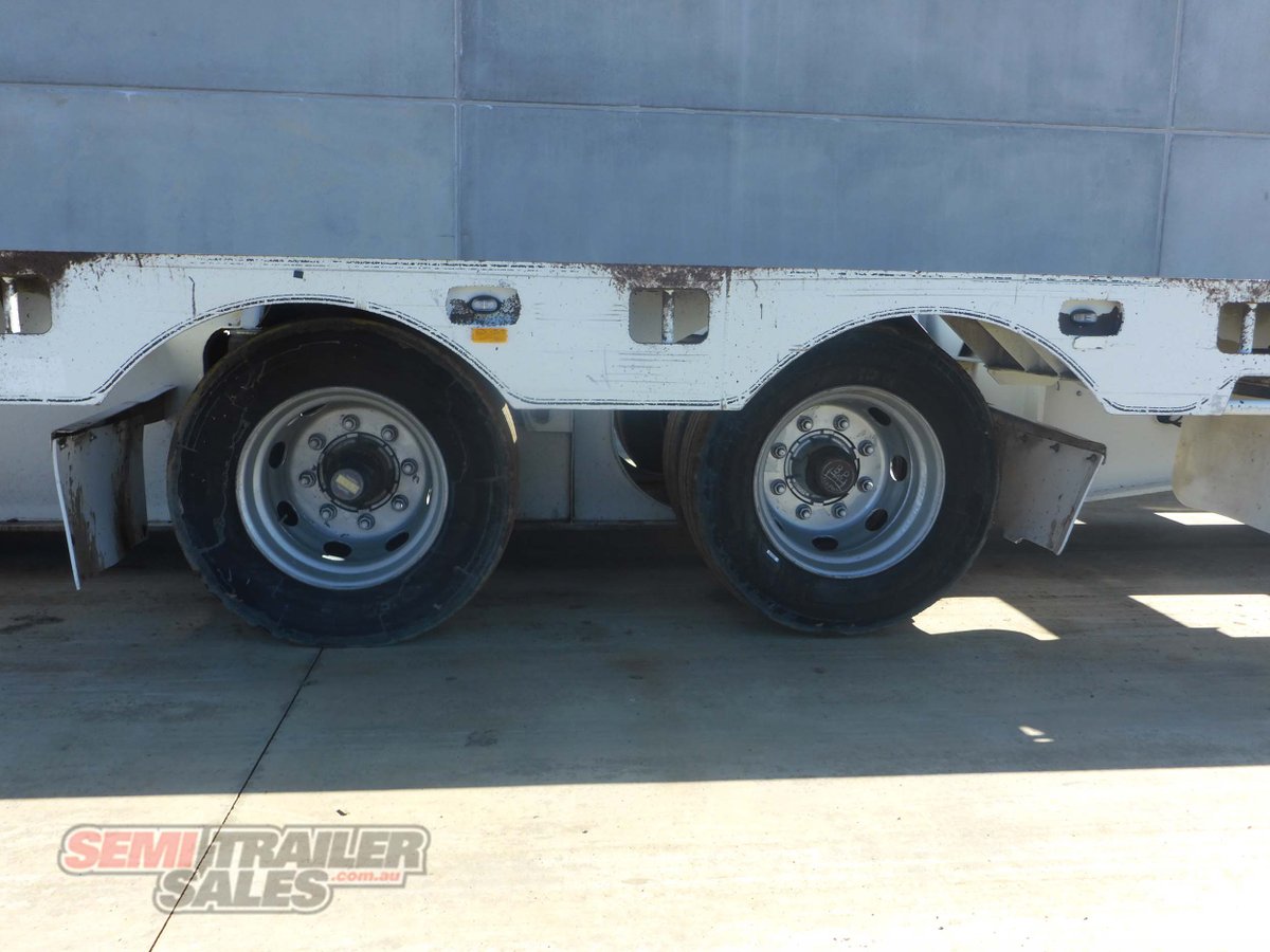 J SMITH & SONS LOW LOADER TRAILER