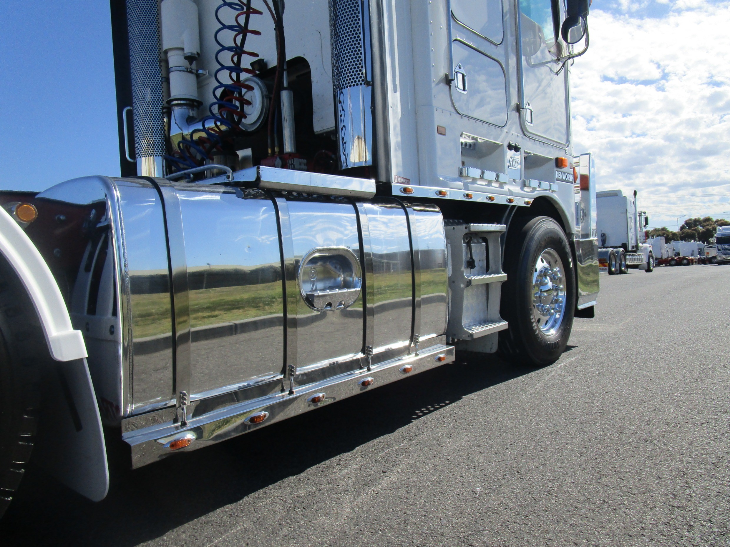 2008 KENWORTH K108 TRUCK SEMI-AUTOMATIC PRIMEMOVER