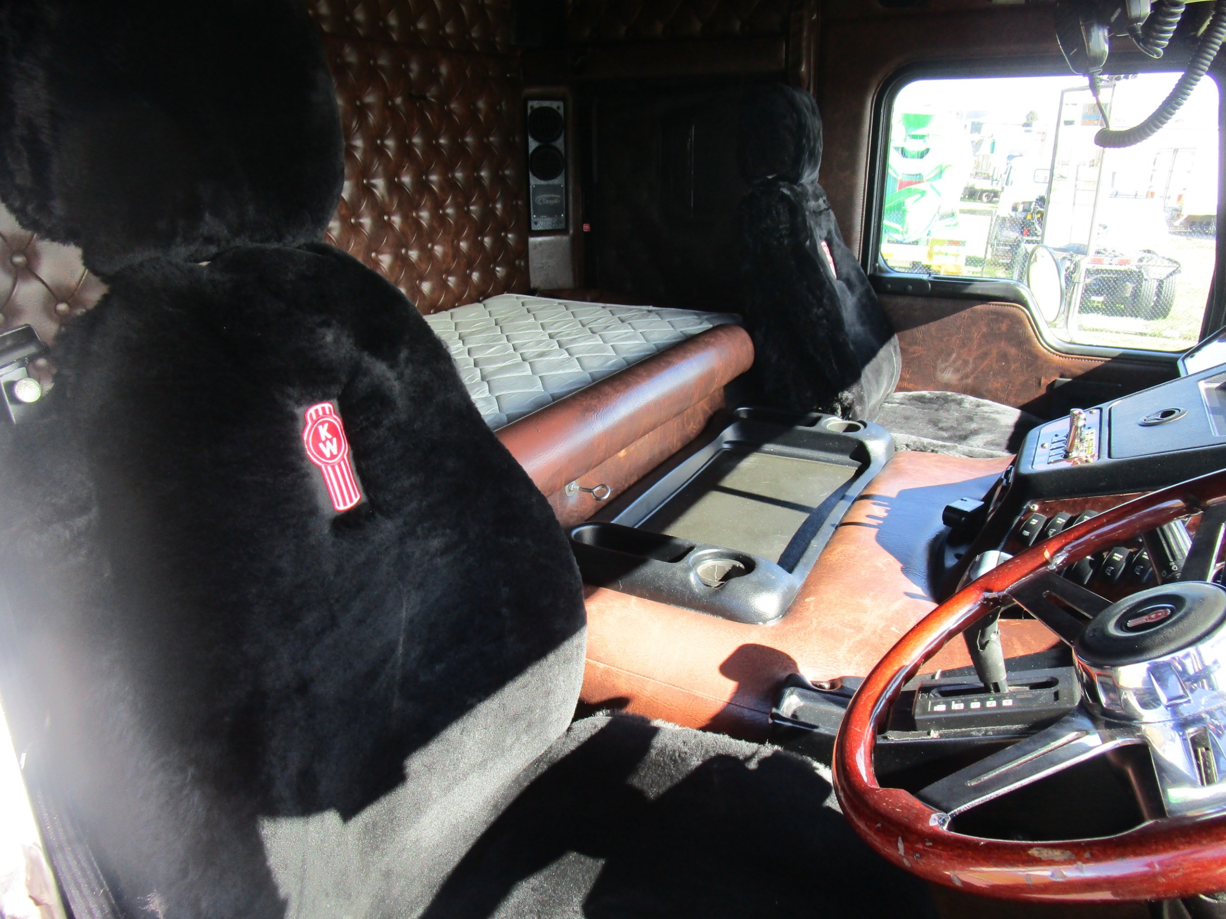 2008 KENWORTH K108 TRUCK SEMI-AUTOMATIC PRIMEMOVER