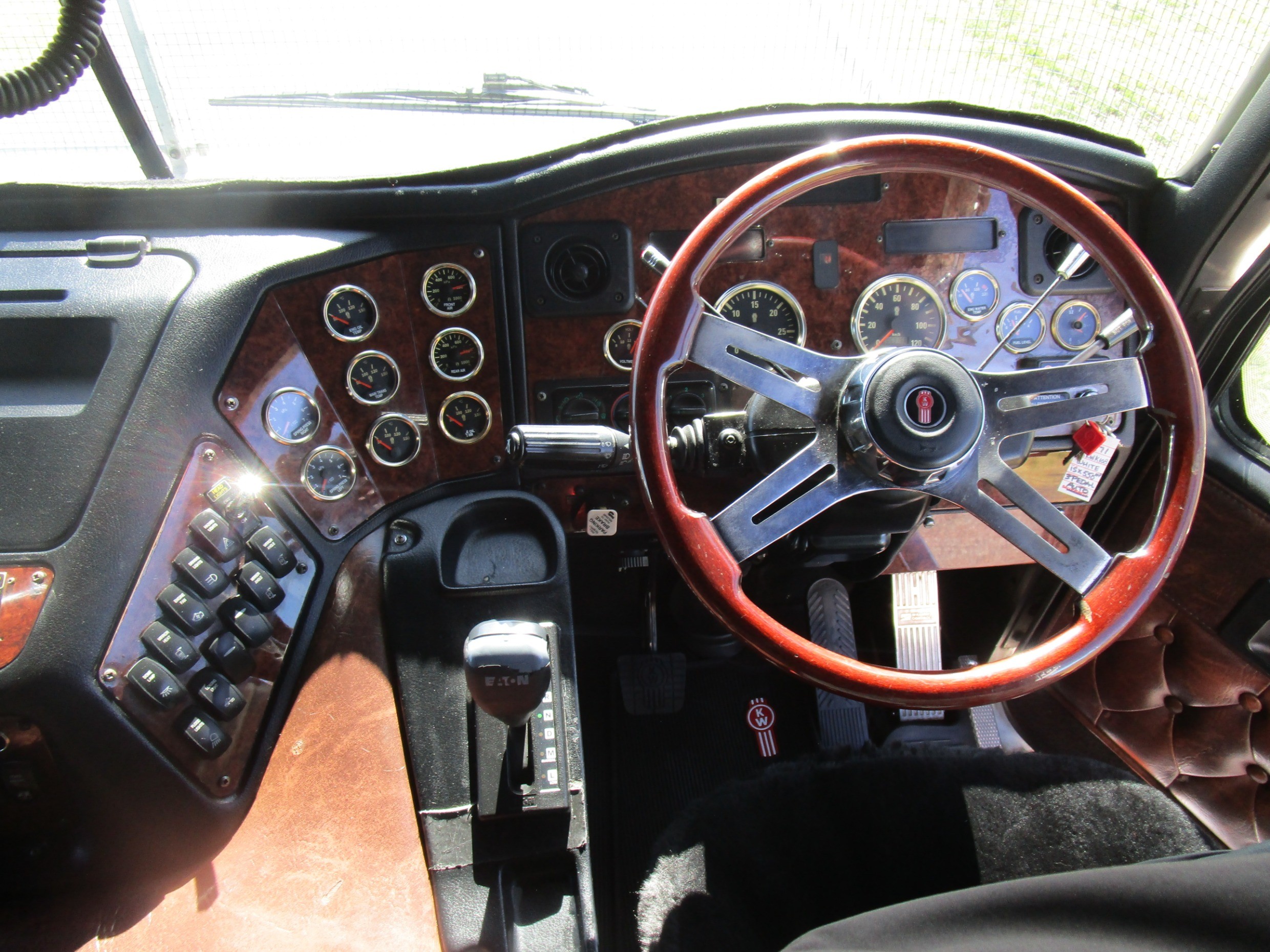 2008 KENWORTH K108 TRUCK SEMI-AUTOMATIC PRIMEMOVER