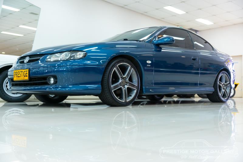 2001 HOLDEN MONARO V2 4 SP AUTOMATIC 2D COUPE