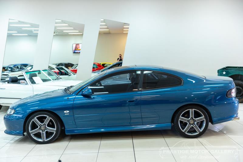 2001 HOLDEN MONARO V2 4 SP AUTOMATIC 2D COUPE