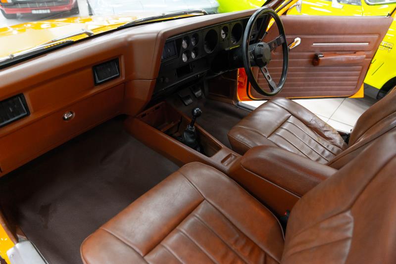 1975 HOLDEN SANDMAN M VAN