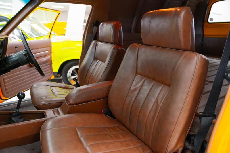 1975 HOLDEN SANDMAN M VAN