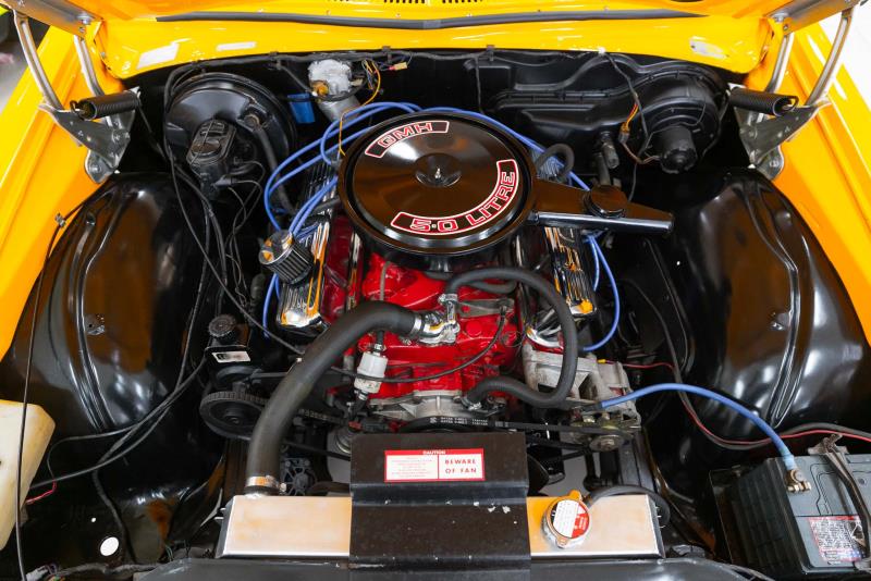 1975 HOLDEN SANDMAN M VAN