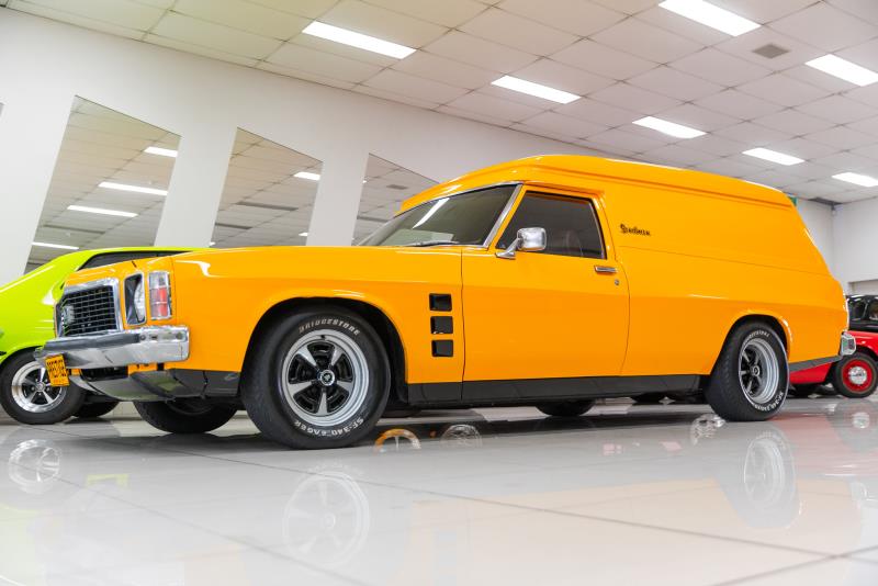 1975 HOLDEN SANDMAN M VAN