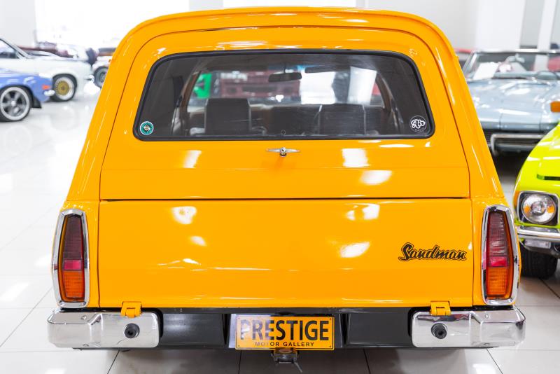 1975 HOLDEN SANDMAN M VAN