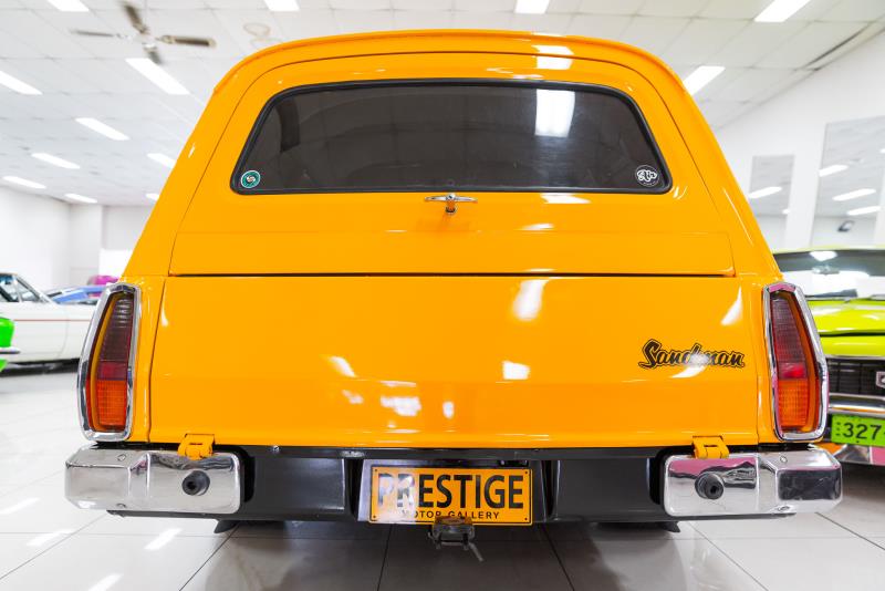 1975 HOLDEN SANDMAN M VAN