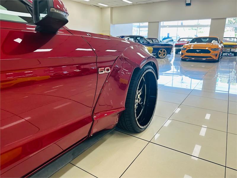 2017 FORD MUSTANG FM MY17 FASTBACK GT 5.0 V8 6 SP MANUAL 2D COUPE
