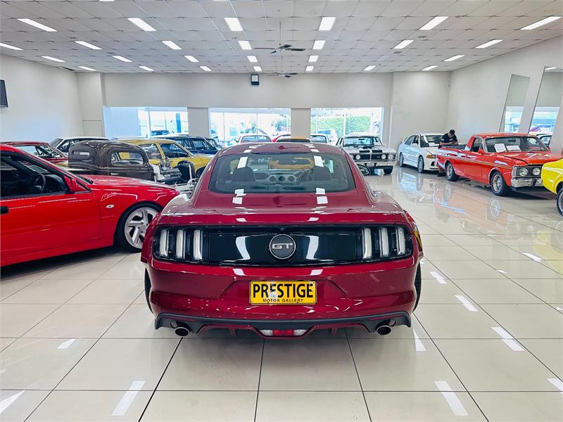 2017 FORD MUSTANG FM MY17 FASTBACK GT 5.0 V8 6 SP MANUAL 2D COUPE