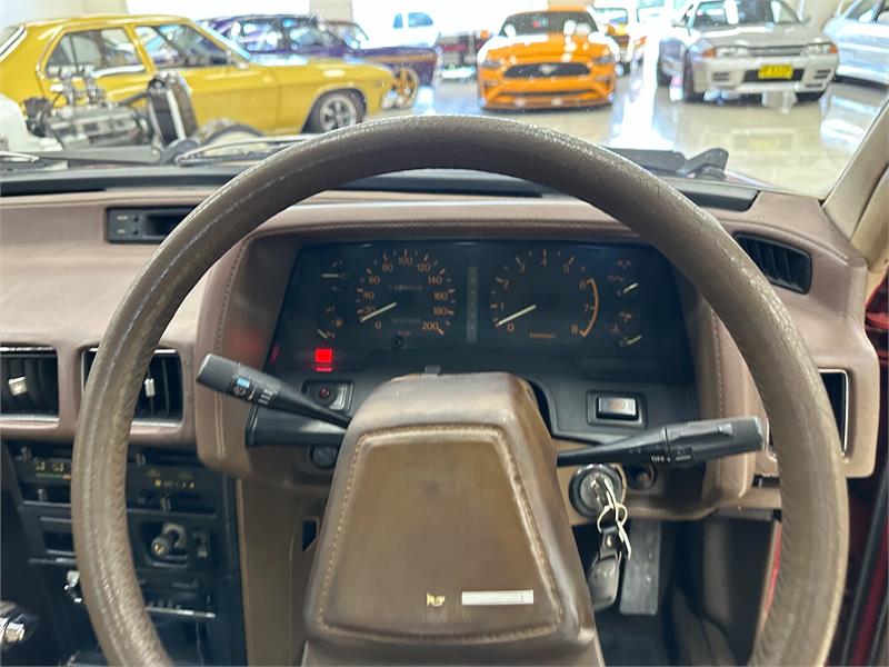 1983 MITSUBISHI SIGMA GL SCORPION 3 SP AUTOMATIC 2D COUPE