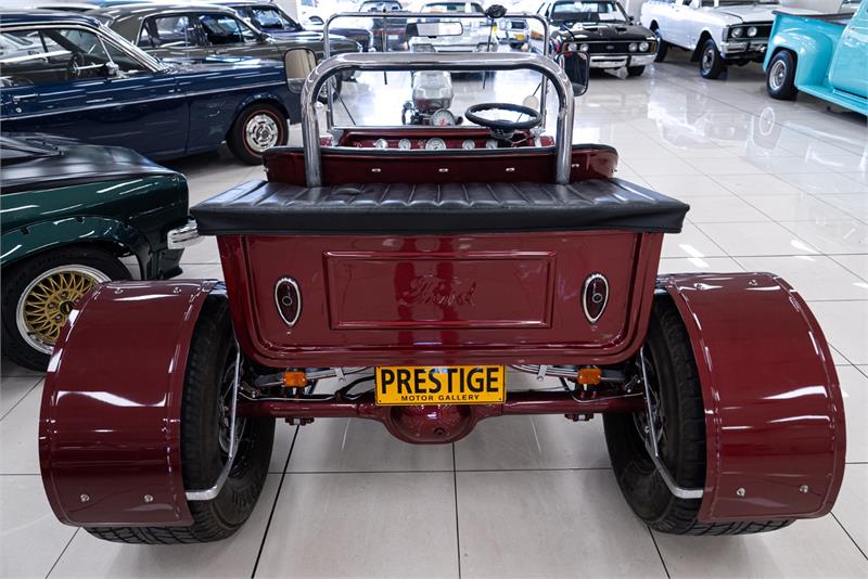 1923 FORD HOT ROD T-BUCKET 2D CONVERTIBLE