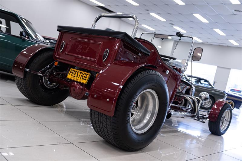 1923 FORD HOT ROD T-BUCKET 2D CONVERTIBLE