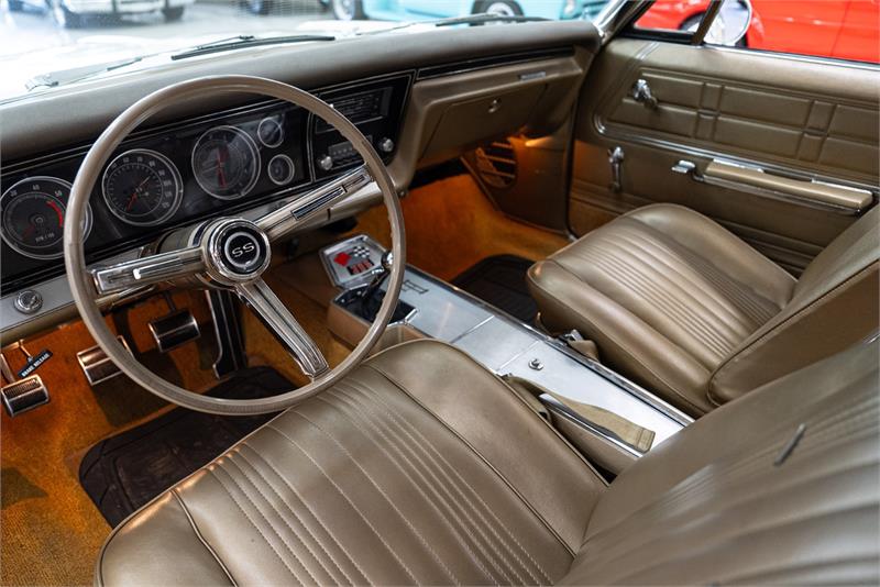 1967 CHEVROLET IMPALA SS 4 SP MANUAL COUPE
