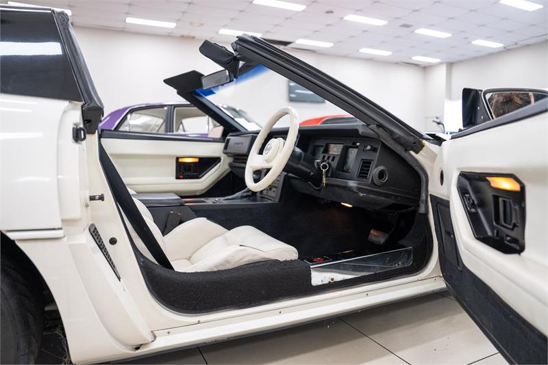 1988 CHEVROLET CORVETTE 35TH ANNIVERSARY 3 SP AUTOMATIC 2D TARGA