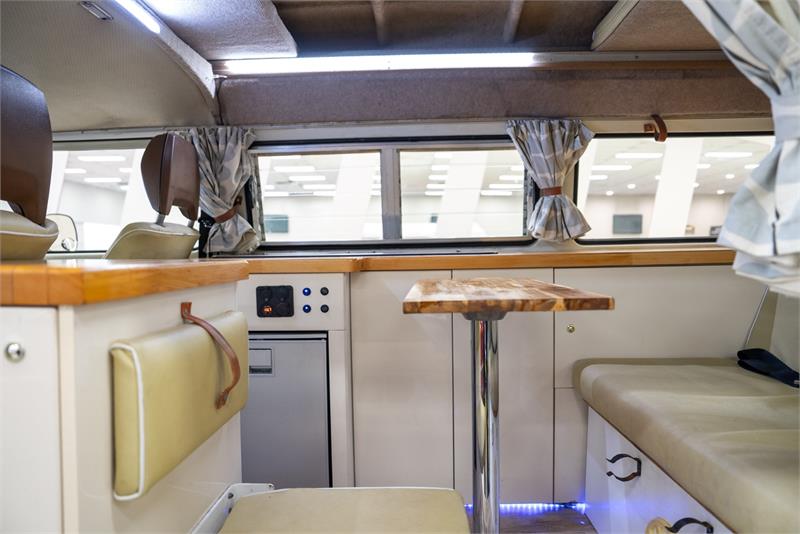 1979 VOLKSWAGEN KOMBI 4 SP MANUAL VAN