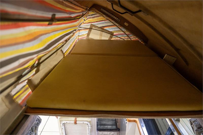 1979 VOLKSWAGEN KOMBI 4 SP MANUAL VAN