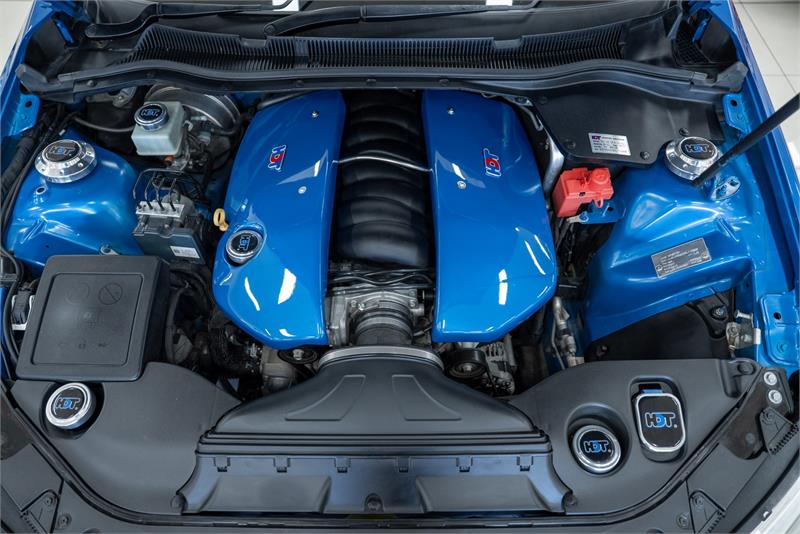 2015 HOLDEN COMMODORE VF MY15 SS-V REDLINE 6 SP AUTOMATIC 4D SPORTWAGON