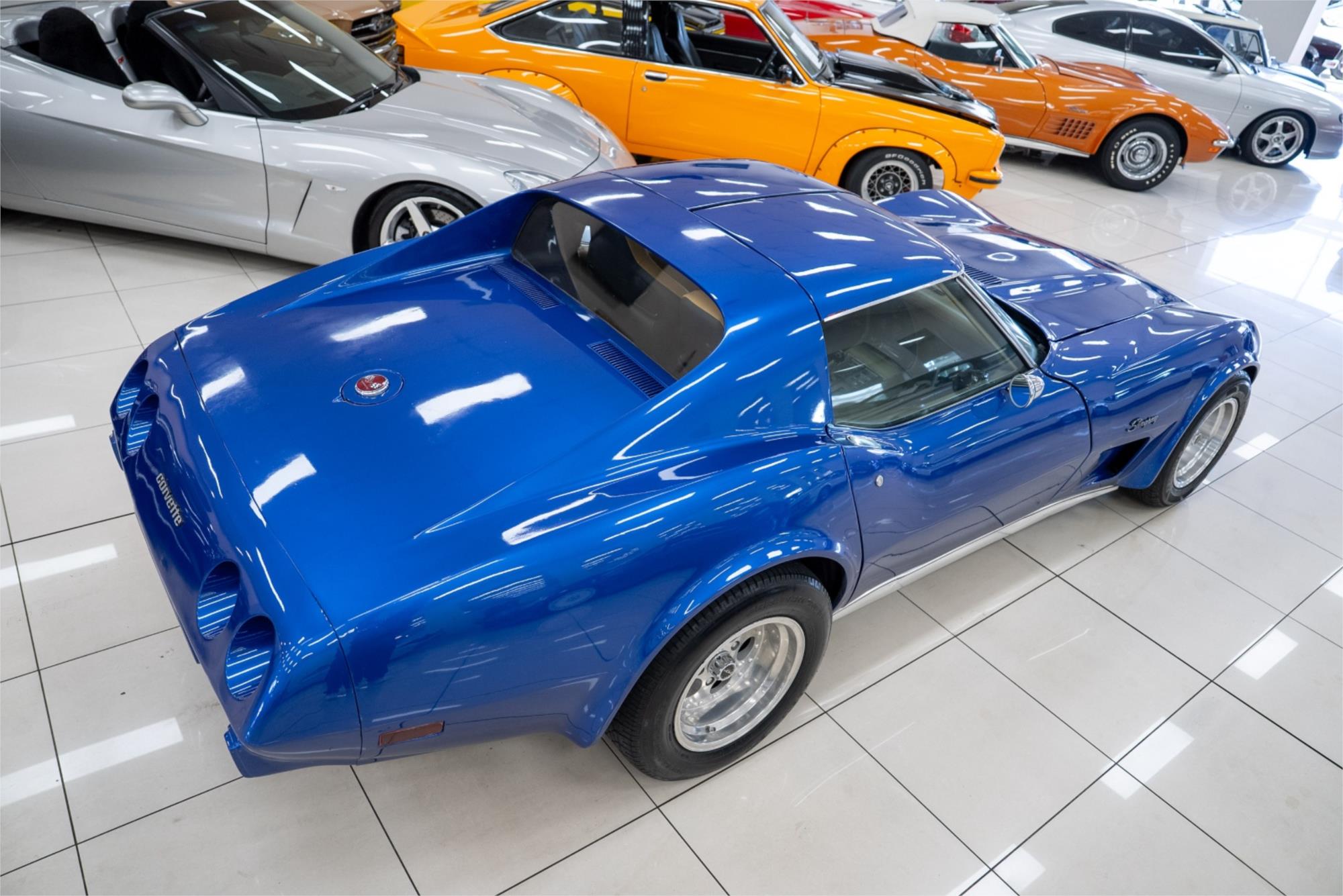 1975 CHEVROLET CORVETTE STINGRAY AUTOMATIC 2D COUPE