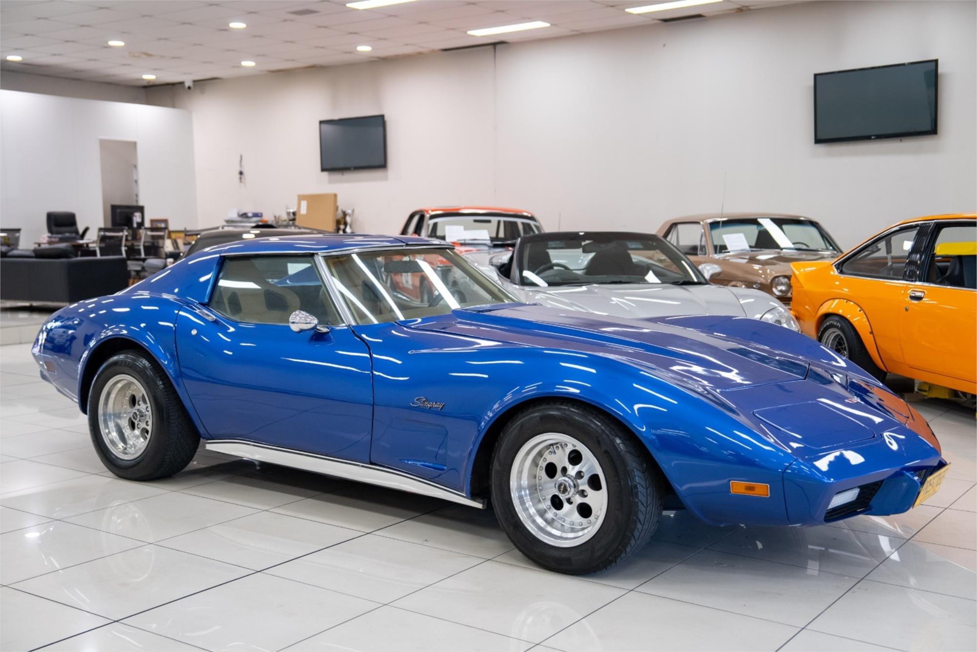 1975 CHEVROLET CORVETTE STINGRAY AUTOMATIC 2D COUPE
