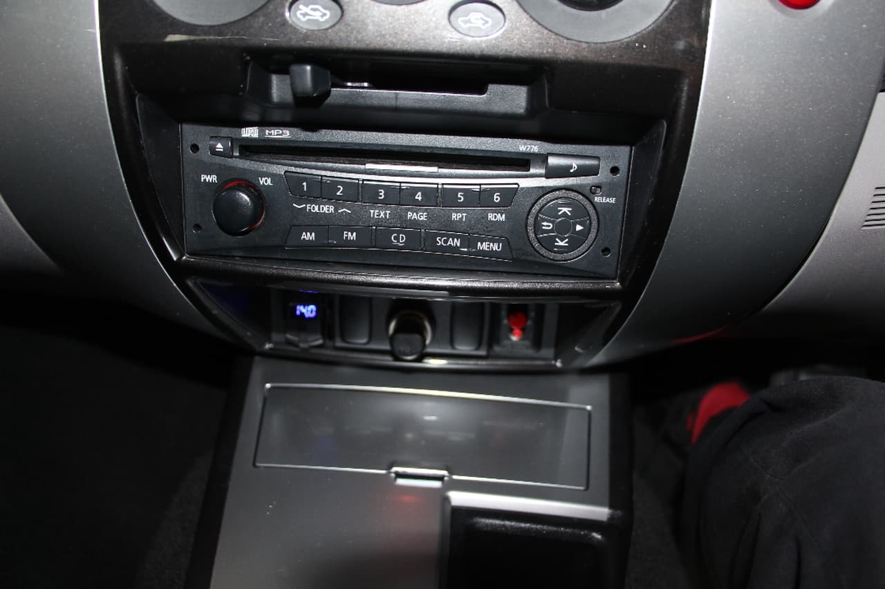 2012 MITSUBISHI CHALLENGER PB SPORTS AUTOMATIC WAGON