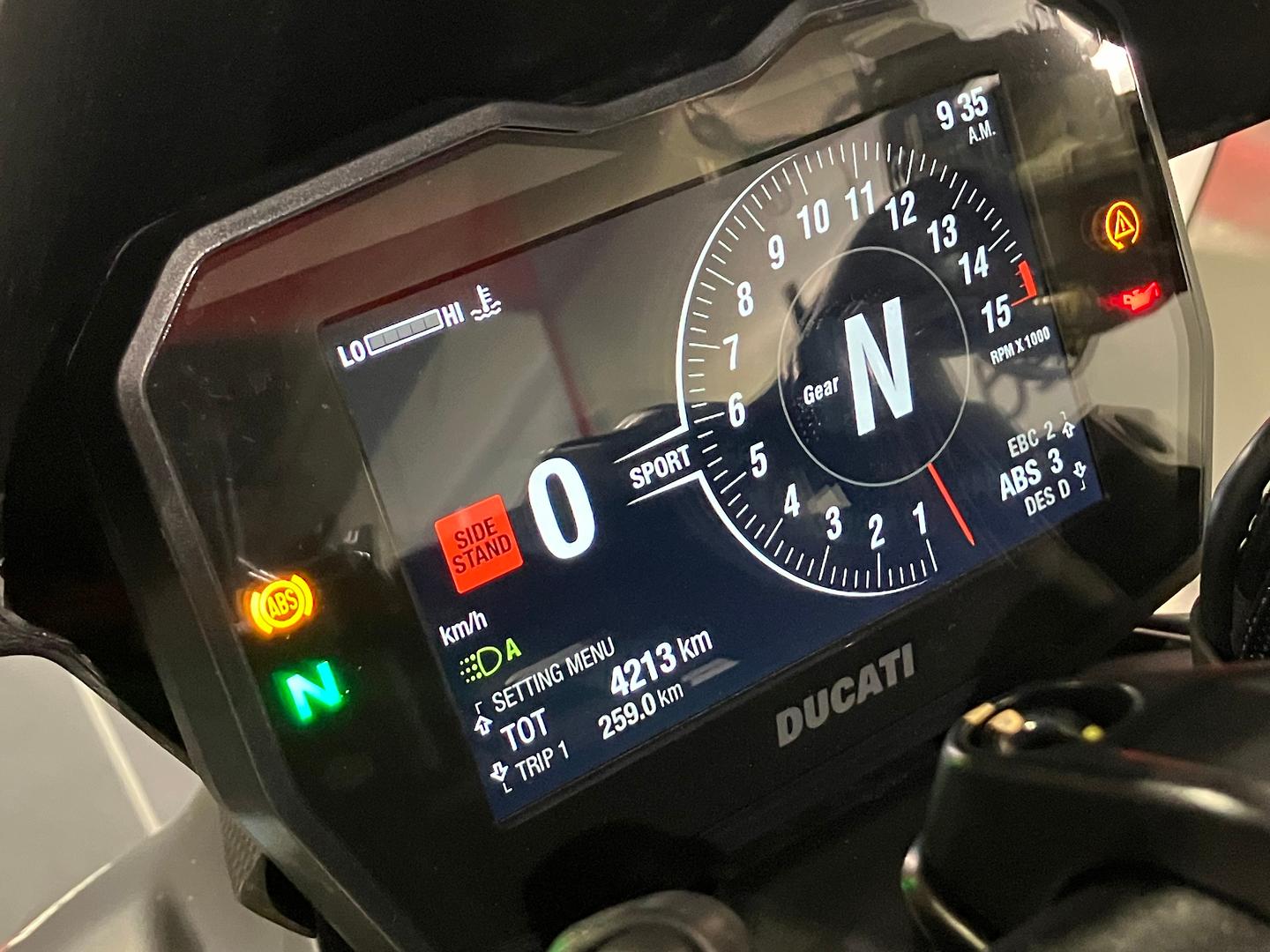 2022 DUCATI STREETFIGHTER V4 SP SPORTS