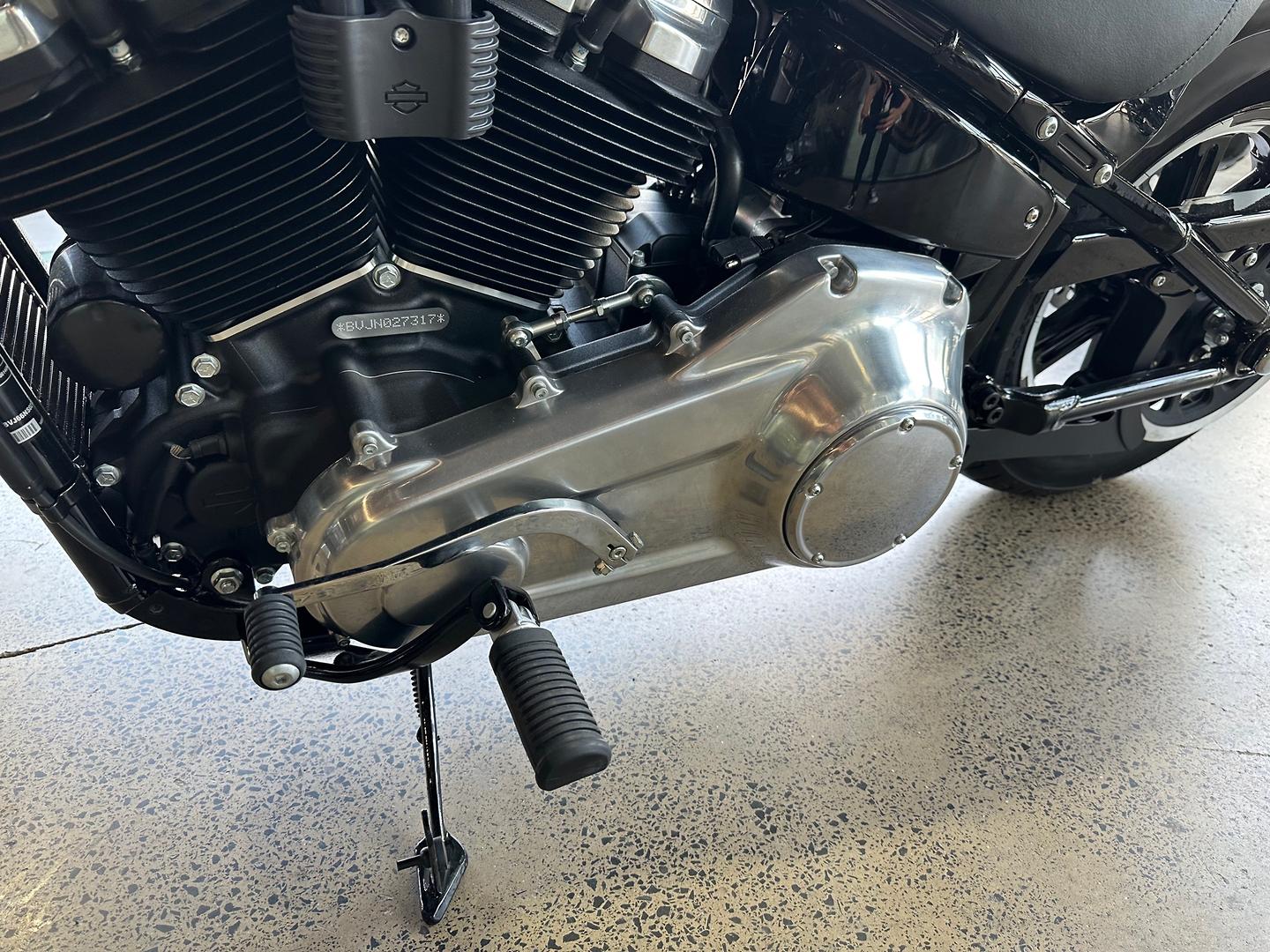 2022 HARLEY-DAVIDSON SOFTAIL STANDARD 107 (FXST) CRUISER
